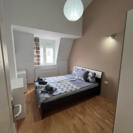 Vortex Apartment Skopje Extérieur photo